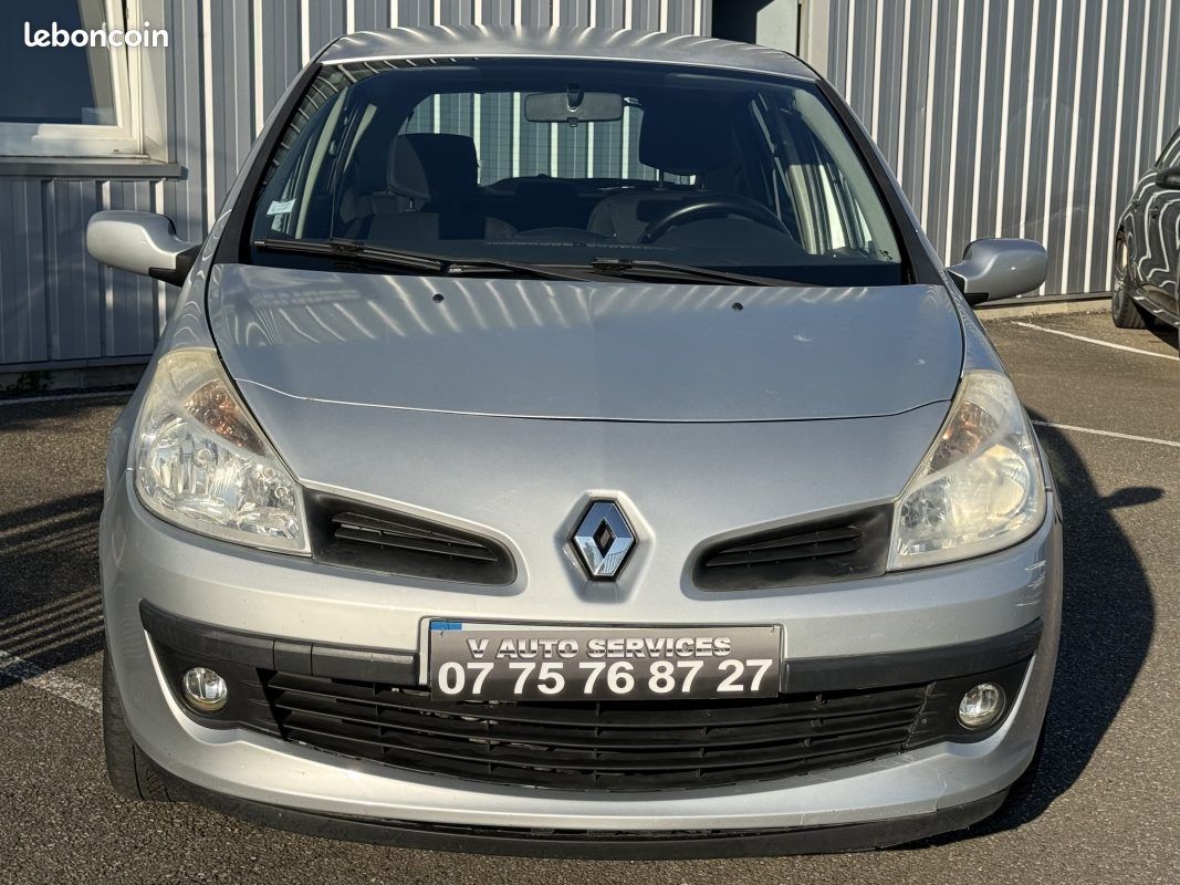 Renault Clio III 1.6 16v 110ch Expression Pour pro ou mécaniciens (image 7)