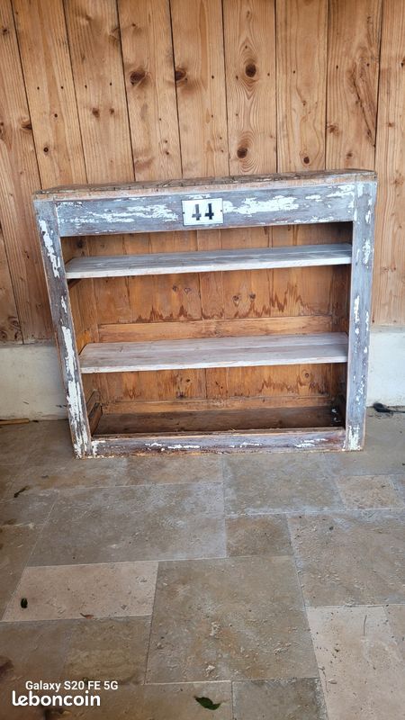 Meuble de rangement (image 1)