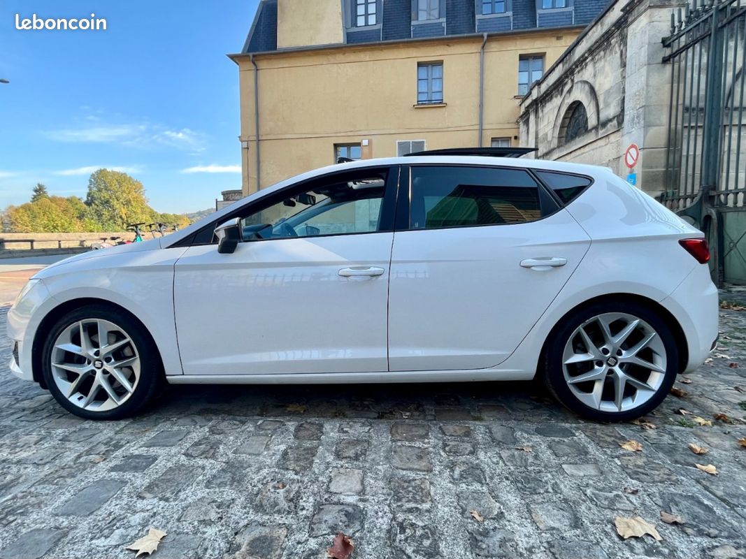 SEAT LEON 1.8 TFSI 180 Start/Stop FR DSG7 / TOIT OUVRANT / FULL ENTRETIENT / FULL LED / JANTES 18 (image 2)