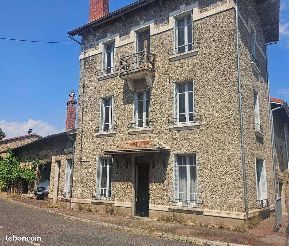 Maison 6 pièces 160 m² · à Domaize · 160 m² · 88 000 €