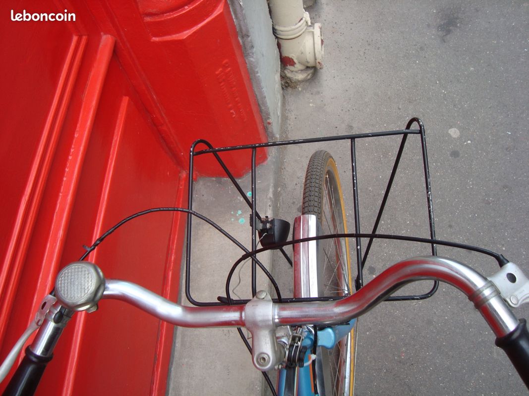 Vélo Porteur de ville Spécial CNC double porte bagages 1965 Bleu 3 vitesses au cadre, Cadre M T56 avec les roues en 650 x 35 B (roues de randonneuse) assez léger 12 kgs. Pneus Michelin World Tour (image 15)
