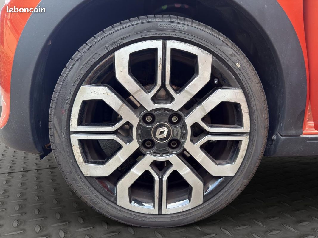 RENAULT TWINGO 0.9 TCe - 110 III BERLINE GT PHASE 1 (image 21)