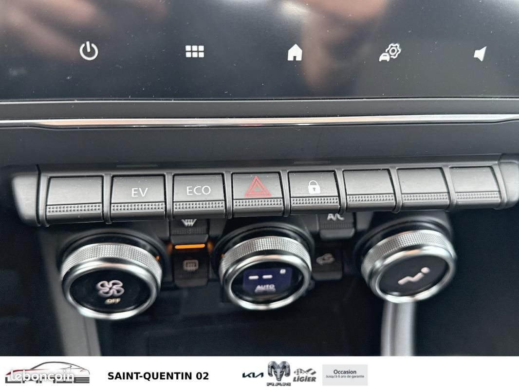 Renault Captur E-Tech 145 - 21 Business (image 18)