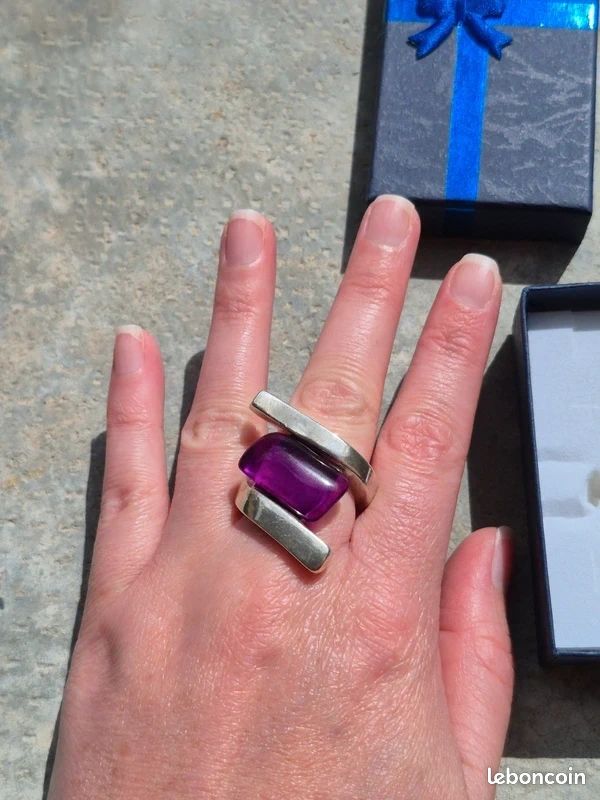 Bague argentée pierre violette facettée taille 54 neuve (image 2)