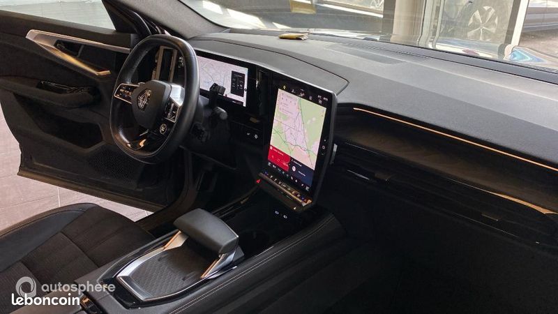 Renault Austral 1.3 TCe mild hybrid 160ch Iconic auto (image 19)