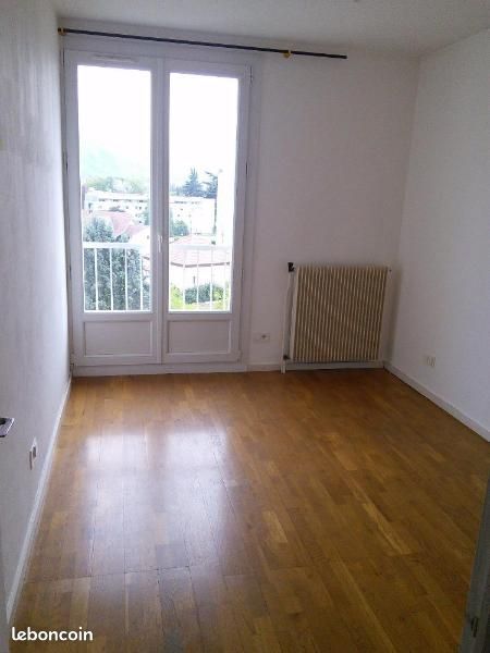Appartement 4 pièces 74 m² · à Saint-Martin-d'Hères · 74 m² · 806 €/mois
