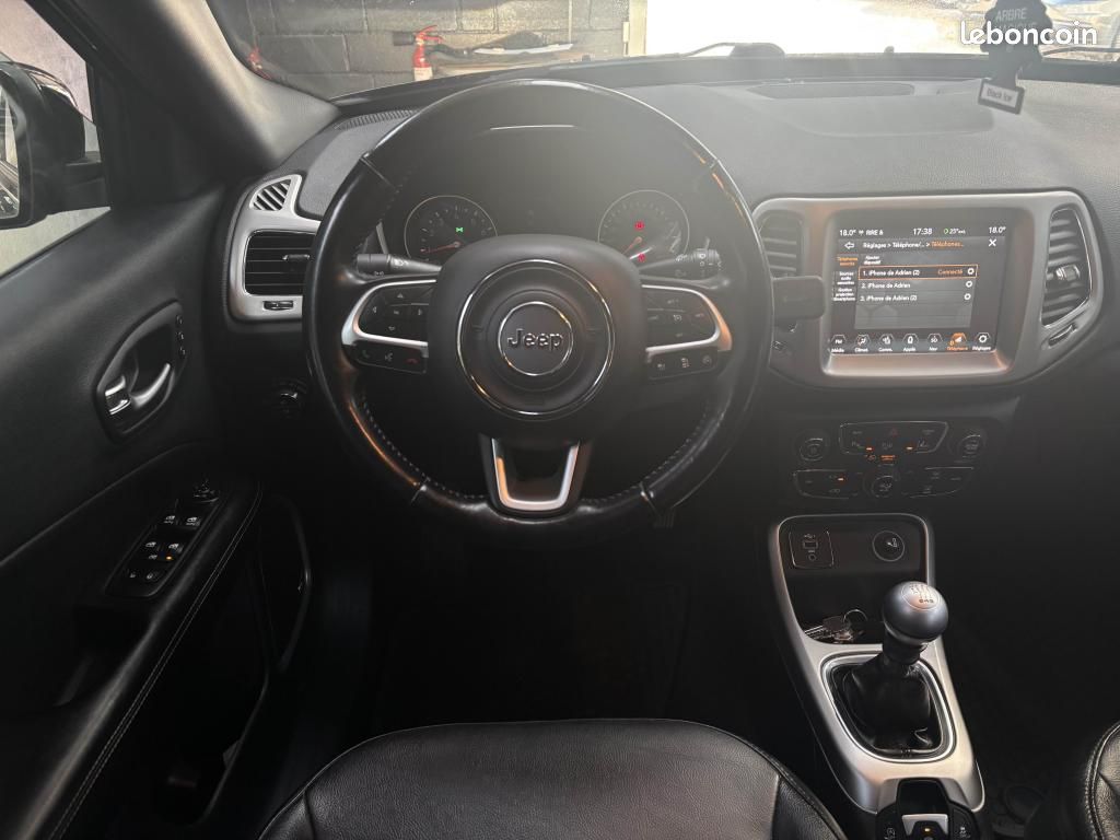 JEEP COMPASS 4x2 1.4 MultiAir 140 S / Toît Ouvrant - CarPlay (image 14)