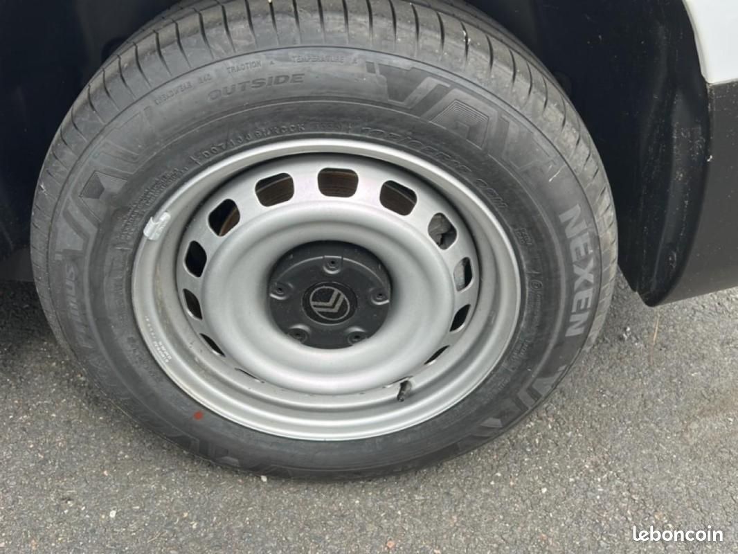 Citroën Berlingo VAN M DIESEL 100 CH MANUELLE (image 11)