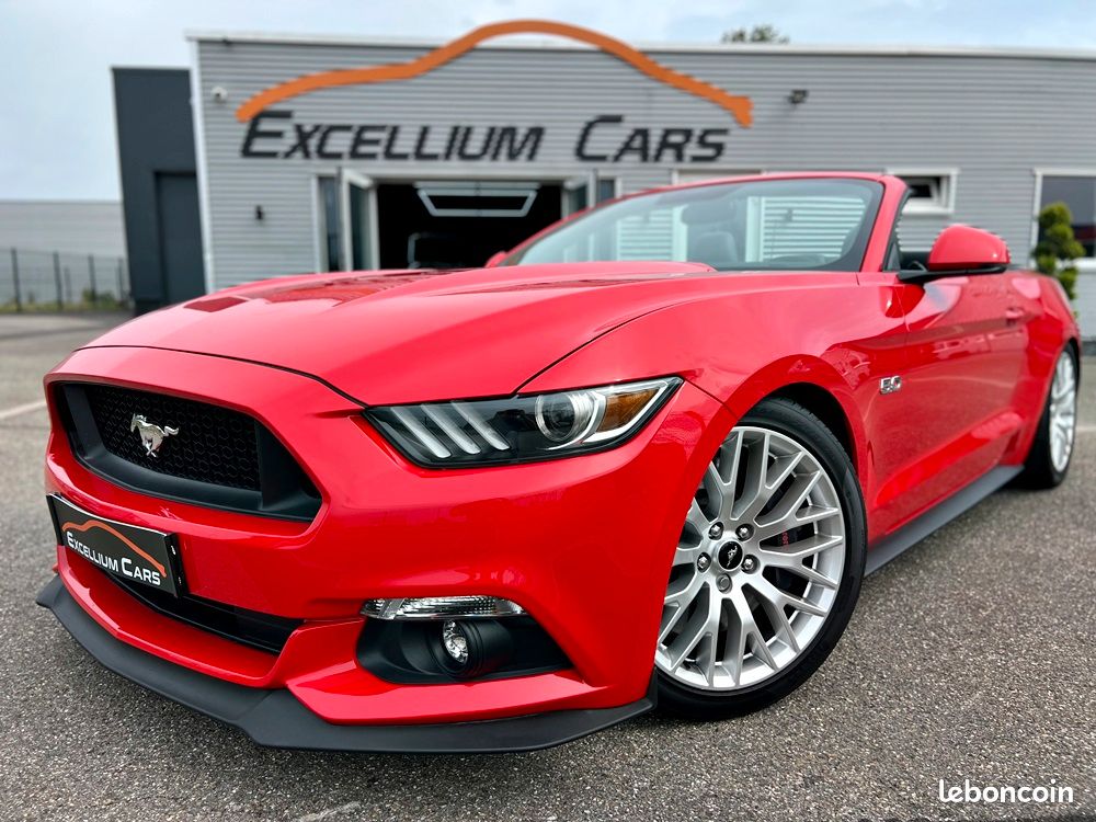 Ford mustang convertible cabriolet gt v8 5.0 421 ch bva6 race red 18 200 km reels suivi avec carnet (image 1)