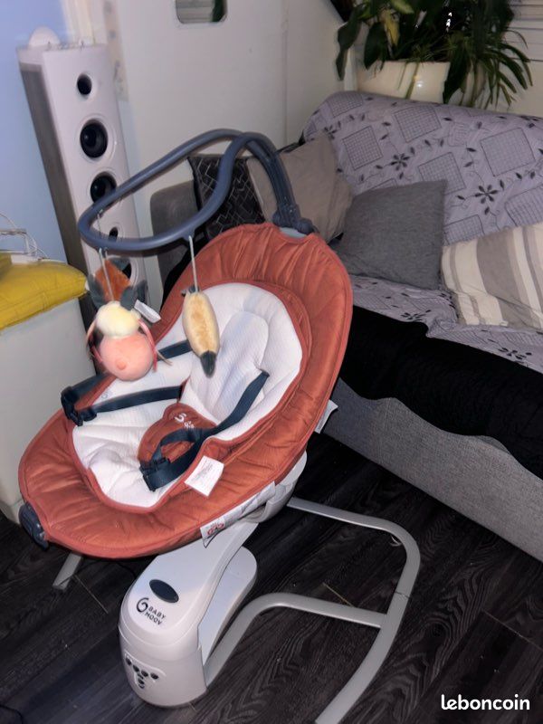 Baby moov Swoon Motion Balancelle électrique - Assise rotative 360° (image 4)