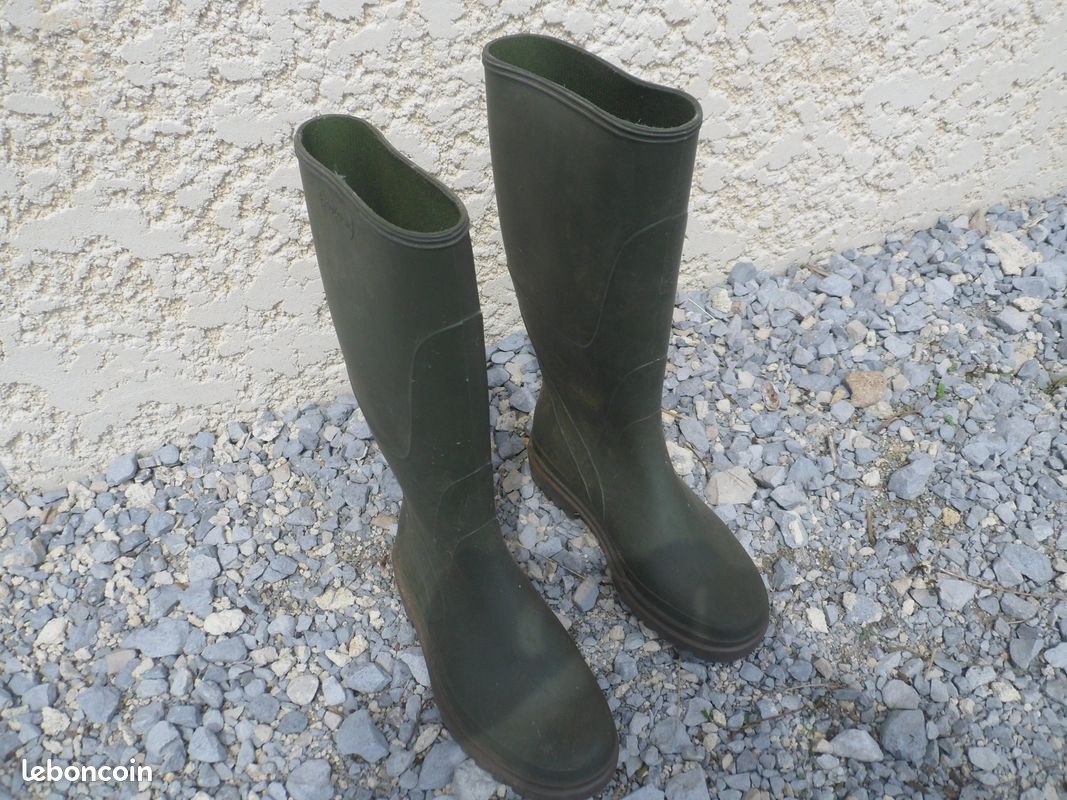 Bottes caoutchouc pointure 35 (image 1)