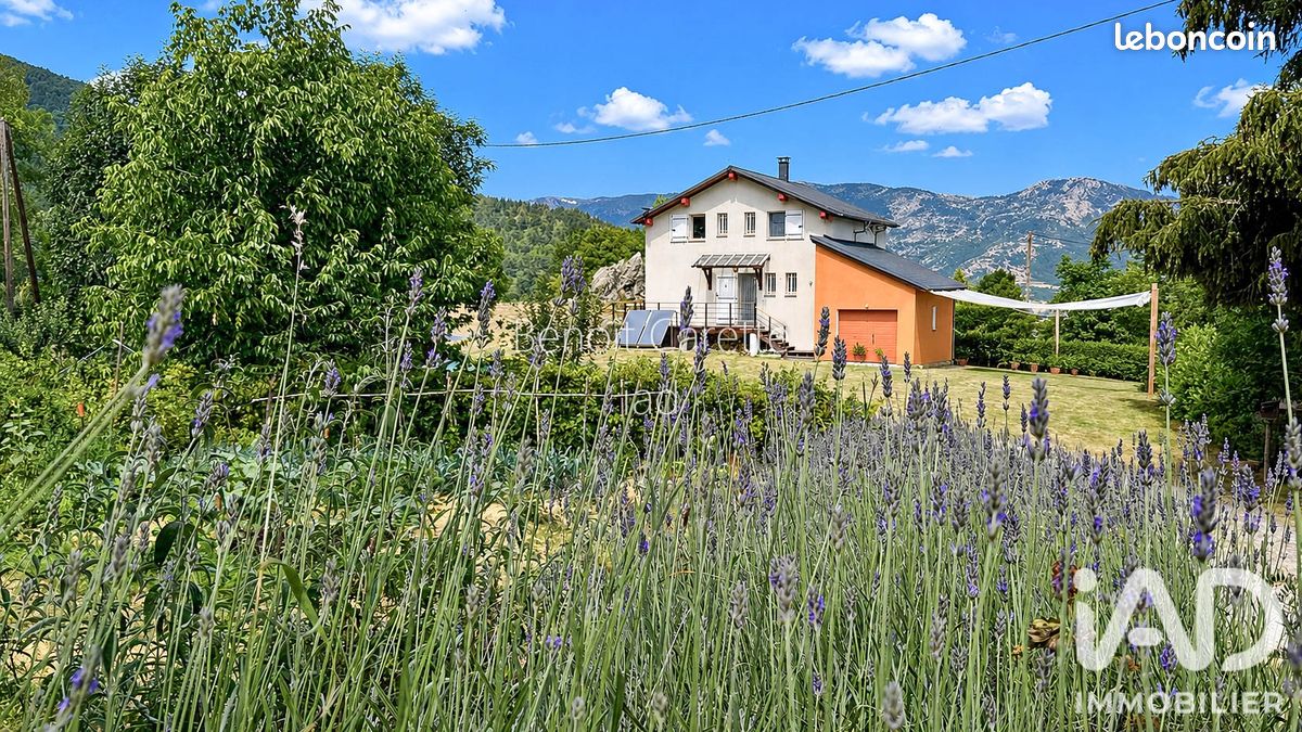 Maison 6 pièces 152 m² · à Quérigut · 152 m² · 419 000 €