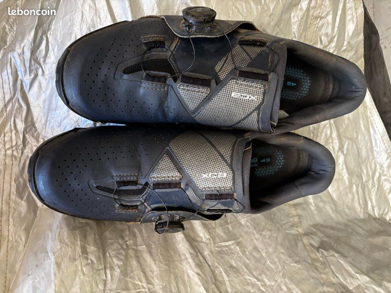 Chaussures vélo vtt ou cyclo-cross shimano Équipements vélos