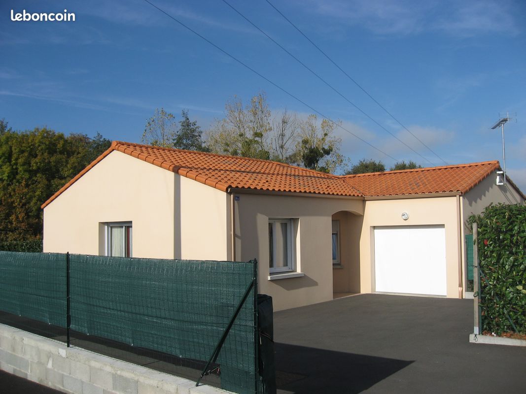 Maison 4 pièces 80 m² · à Gorges · 80 m² · 905 €/mois