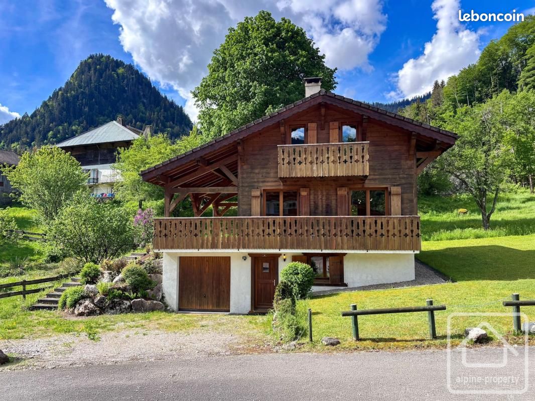 Maison 5 pièces 115 m² · à Saint-Jean-d'Aulps · 115 m² · 695 000 €