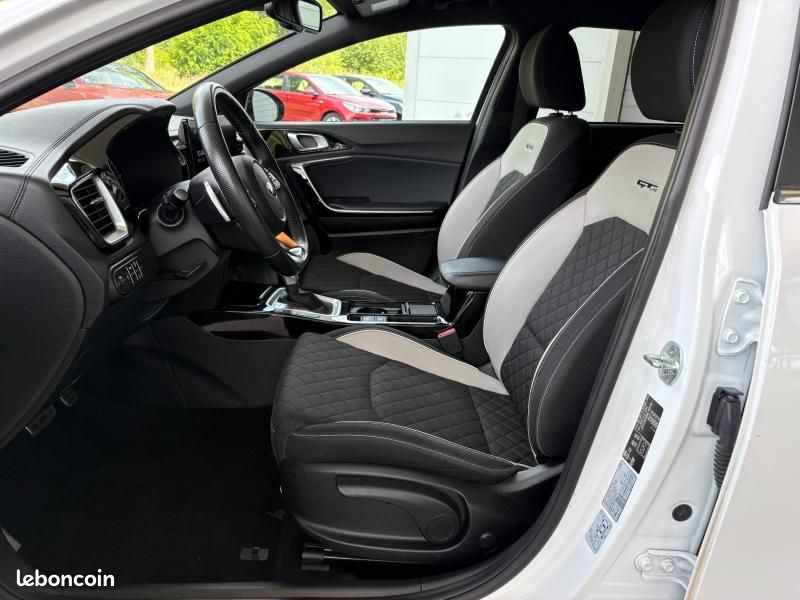 Kia Ceed SW 1.6 CRDI 136ch MHEV GT Line DCT7 (image 5)
