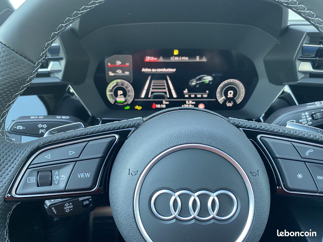 AUDI A3 Allstreet 40 TFSI e Hybride rechargeable 204 S tronic 6 Avus (image 17)