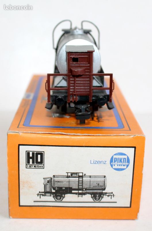 Prefo Ho Citerne DESMARAIS Avec Vigie + Sachsenmodelle Ho Citerne CALTEX – HO (1/87)