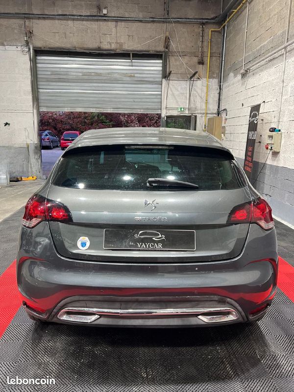 CITROEN DS4 1.6 E-HDI 110 EXECUTIVE, Garantie, 2012 (image 6)