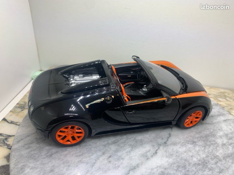 Rastar Bugatti Veyron 16.4 Grand Sport Vitesse Orange 1/18 43900OR