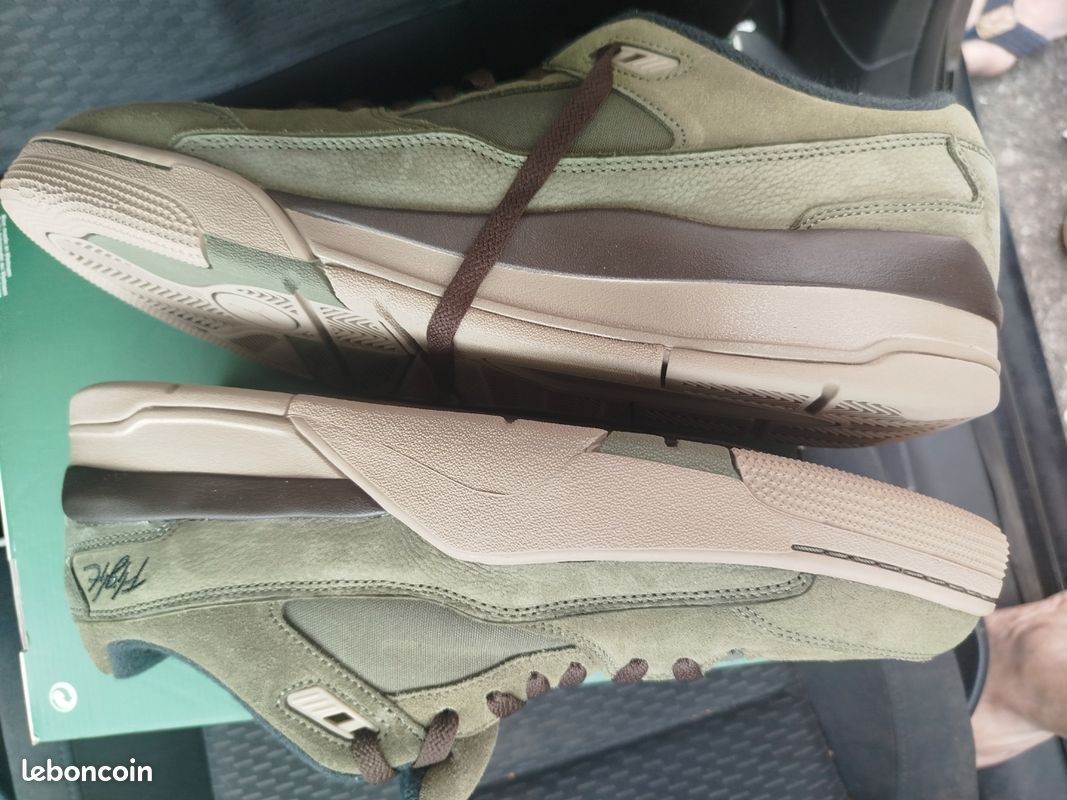 Air Jordan 3 retro craft olive taille 47.5 neuf (image 5)