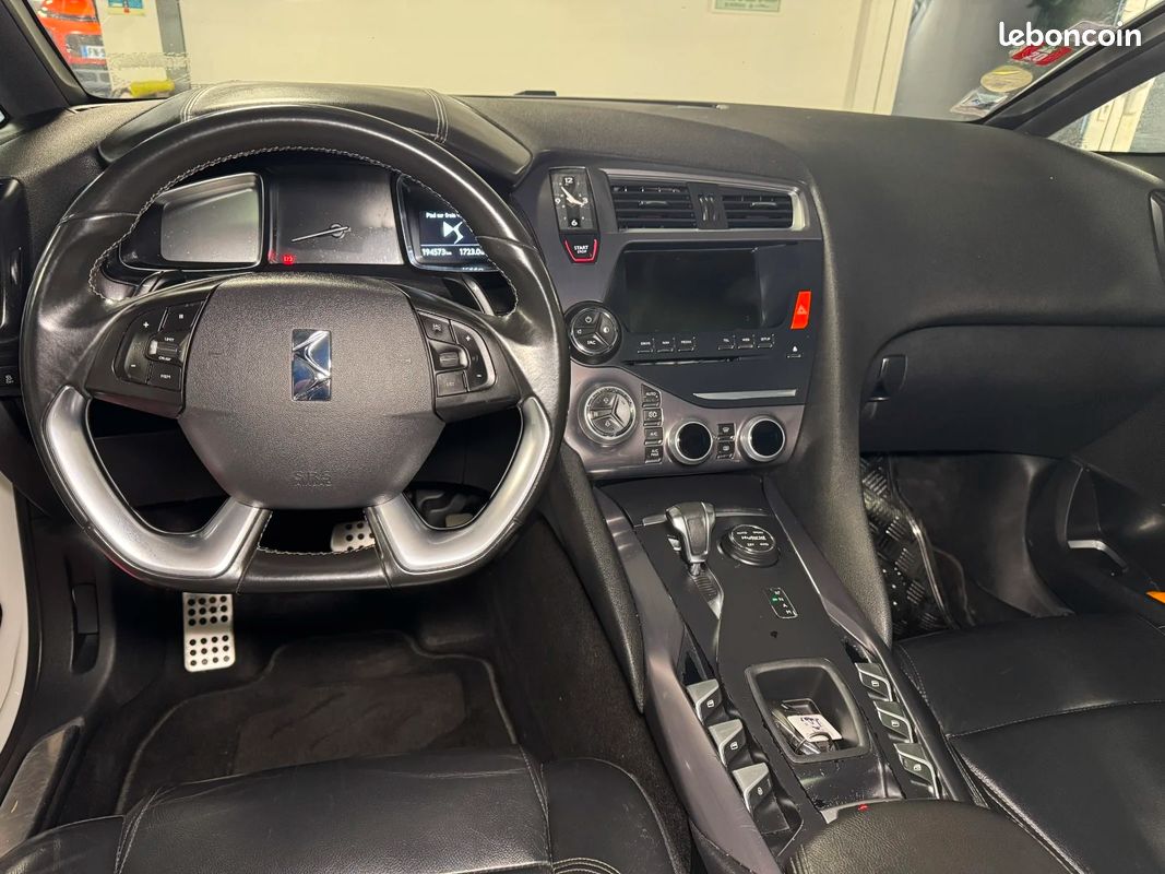DS DS5 Hybrid 4x4 ETG6 So Chic (image 12)