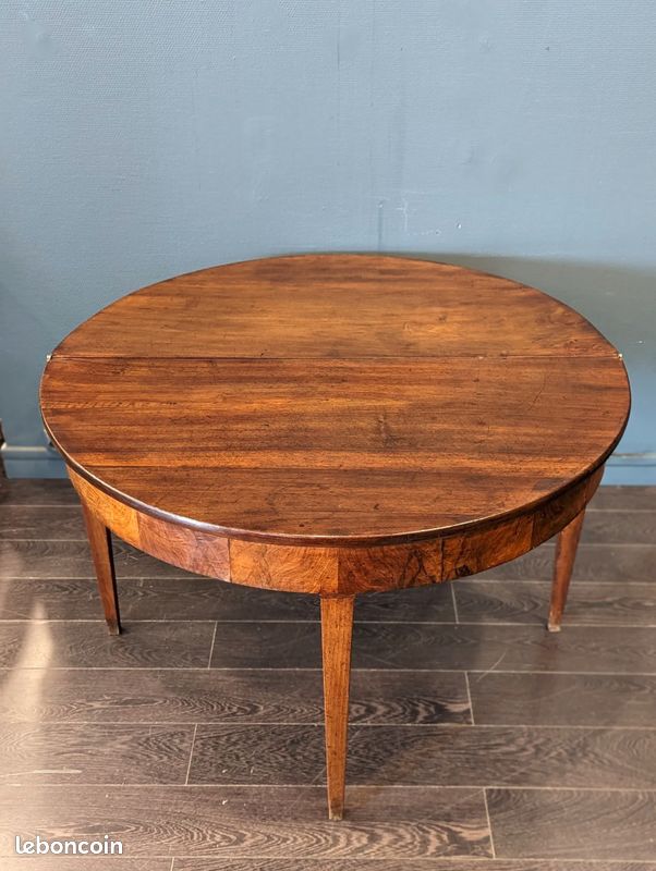 Table demi lune en noyer XIX ème (image 2)
