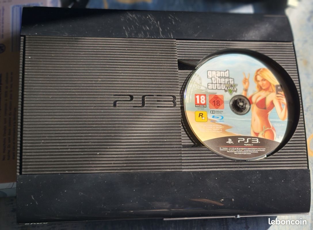 Console PS3 Ultra Slim 500 Go Sony 1 manette sans fil Dualshock 3 +6 jeux + tous les câbles très bon état peu servis livraison possible ou remise en main propre emballage d'origine (image 1)