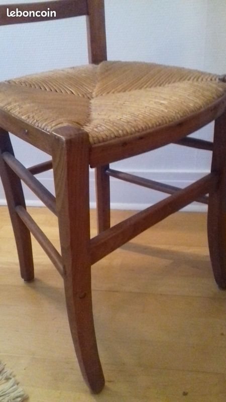 Chaise en bois ancienne paillée (image 5)