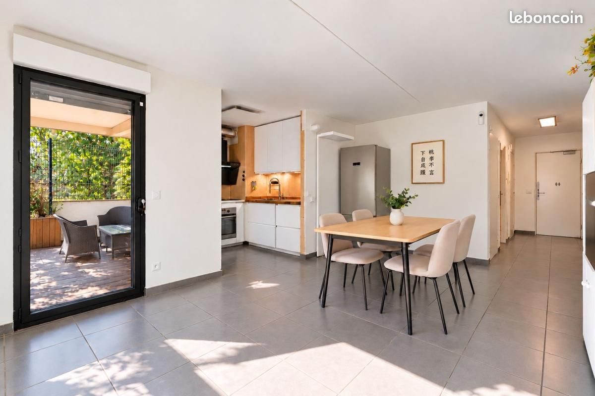 Appartement 4 pièces 85 m² · à Écully · 85 m² · 450 000 €