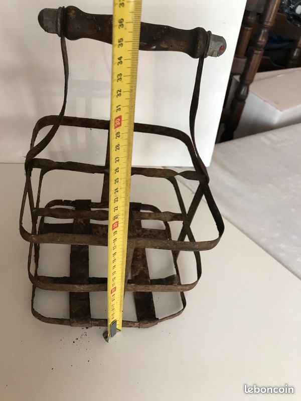 PROFITEZ D'UN ACC S facile votre bouteille d'eau avec notre cage