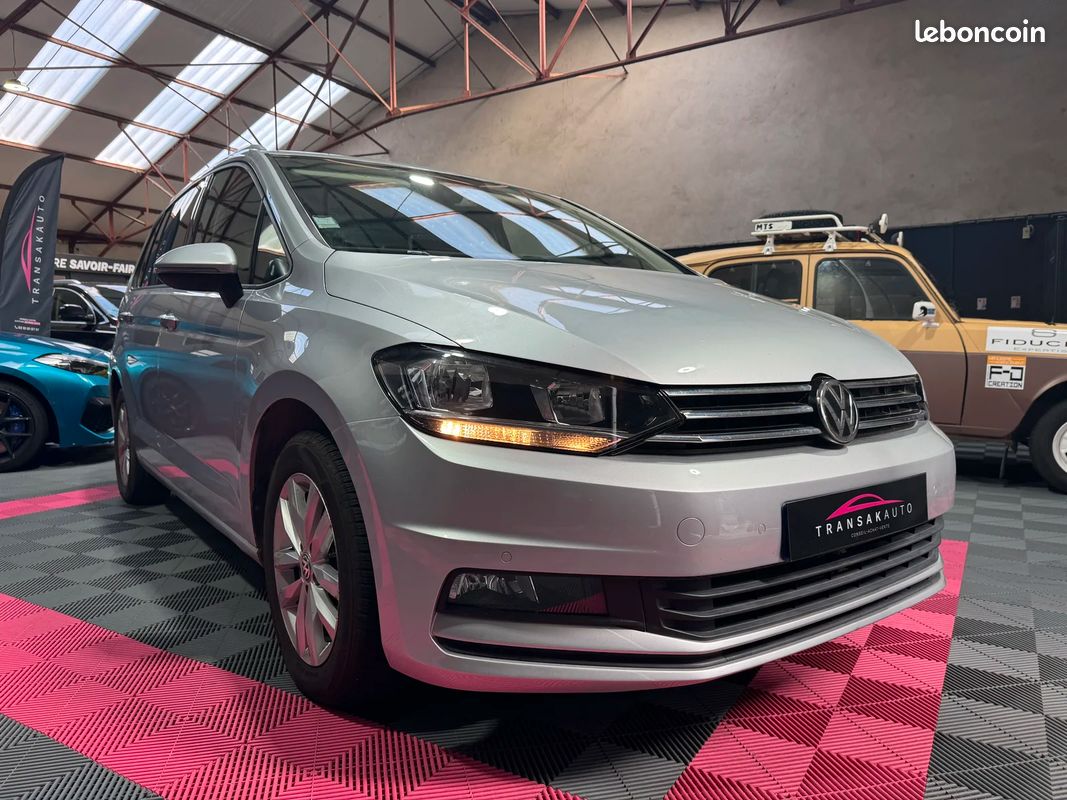 Volkswagen TOURAN 1.6 TDI 115cv DSG7 Confortline / Caméra de Recul / Régulateur de vitesse (image 7)