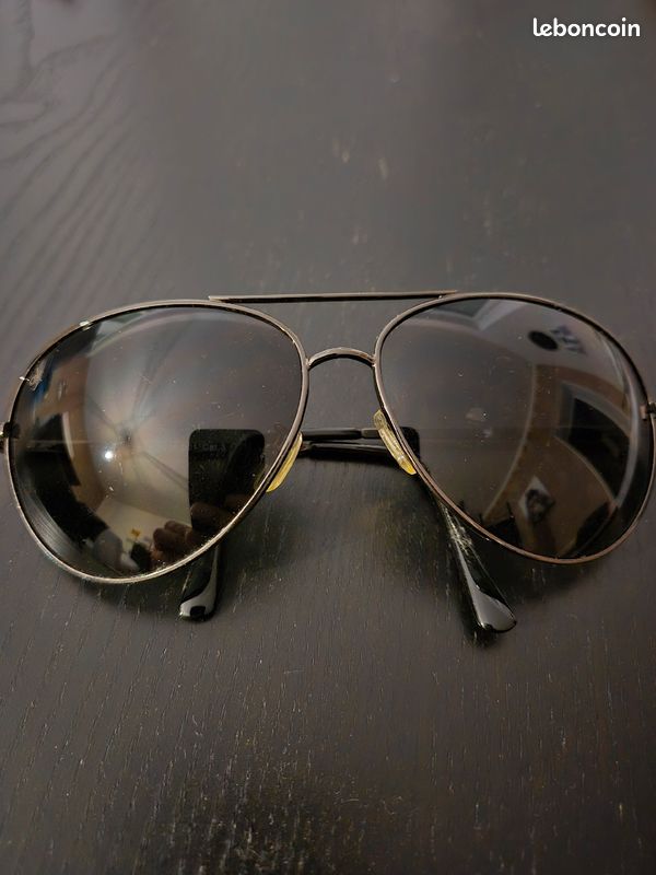 Lunettes solaire (image 1)