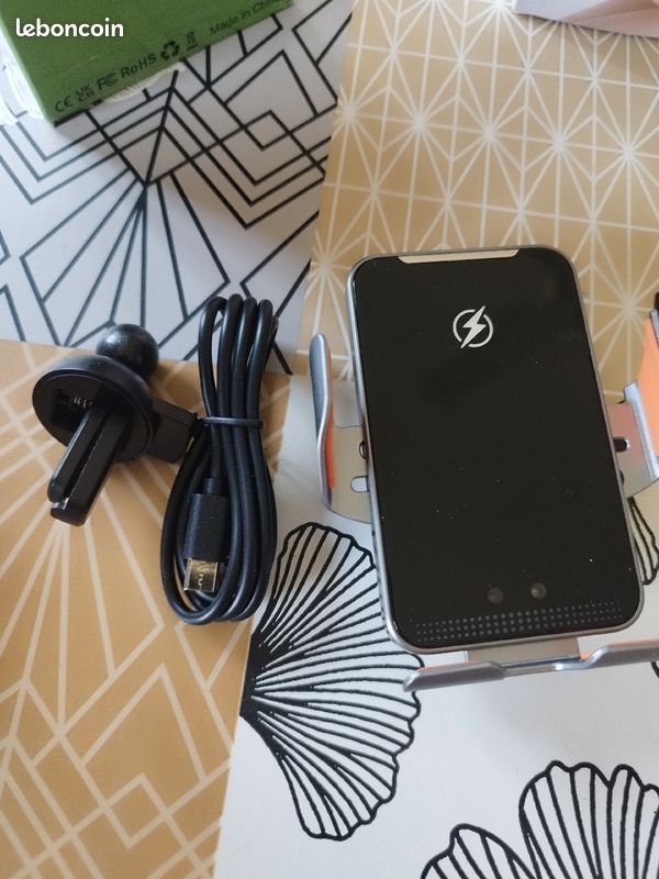 Support téléphone avec charge sans fil (image 1)