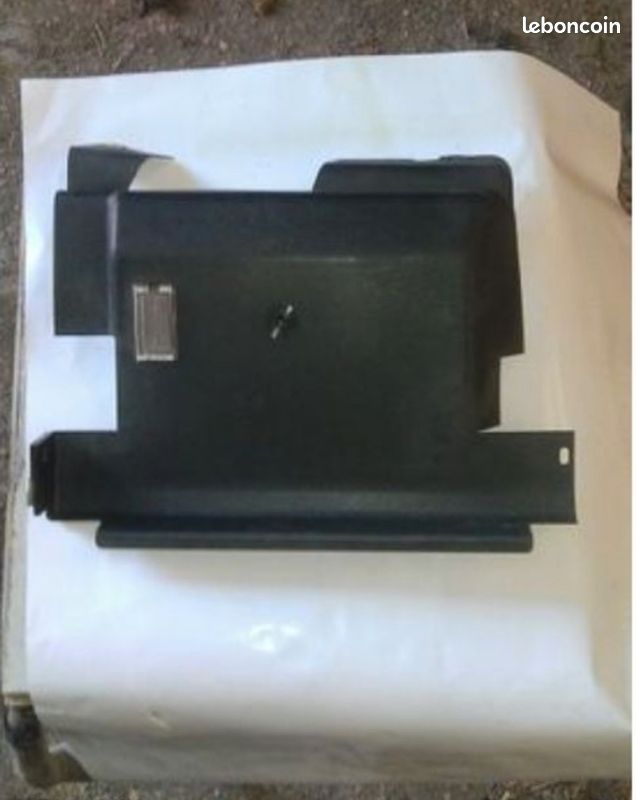 Cache calculateur BMW E30 - Équipement auto