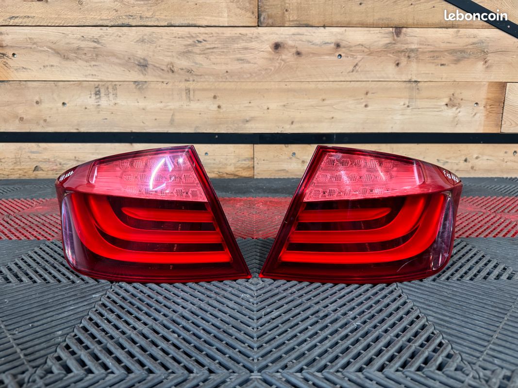 Feu / feux arrière BMW série 5 F10 (image 2)
