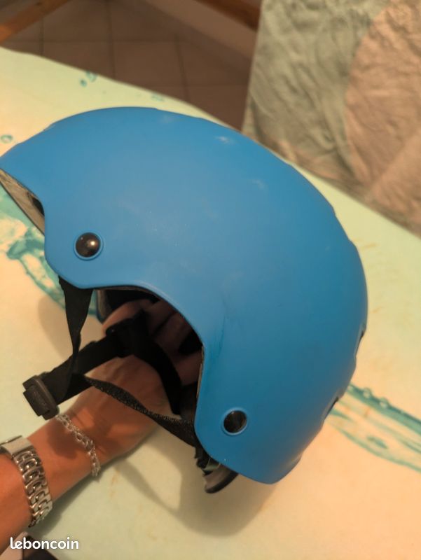 Casque enfant vélo, rollers, skate (image 1)