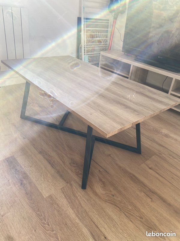Table base (image 3)