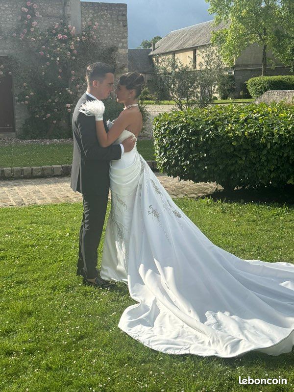 Robe de mariée Vêtements