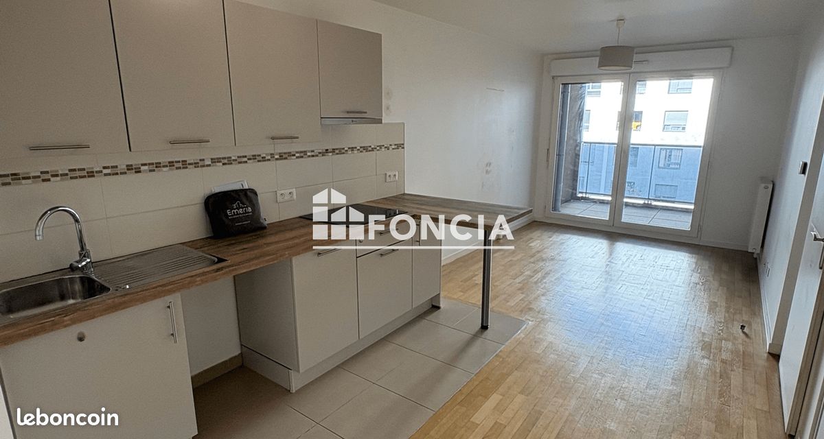 Appartement 2 pièces 42 m² · à Vélizy-Villacoublay · 42 m² · 936 €/mois