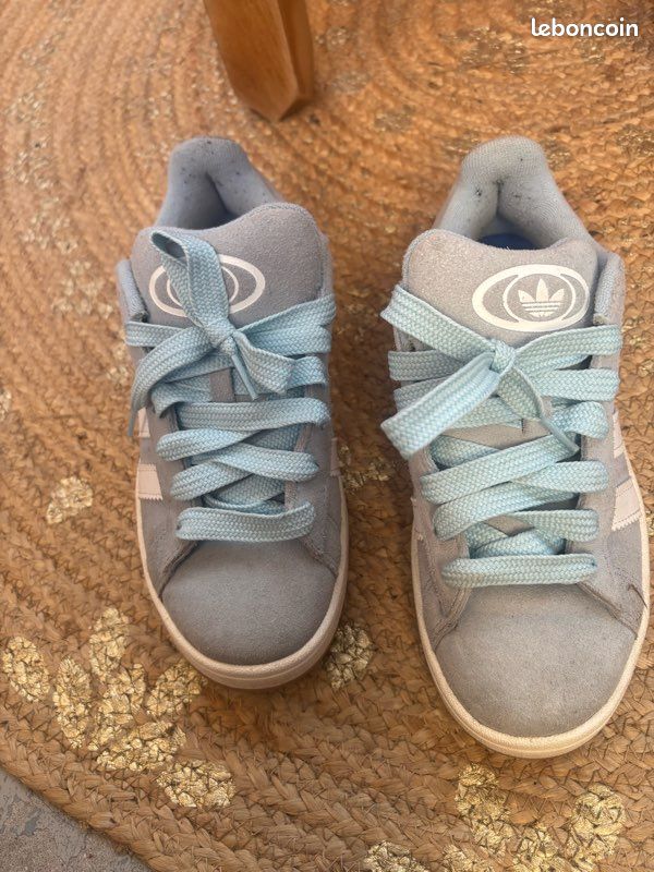 Paire de baskets Adidas Campus (image 1)