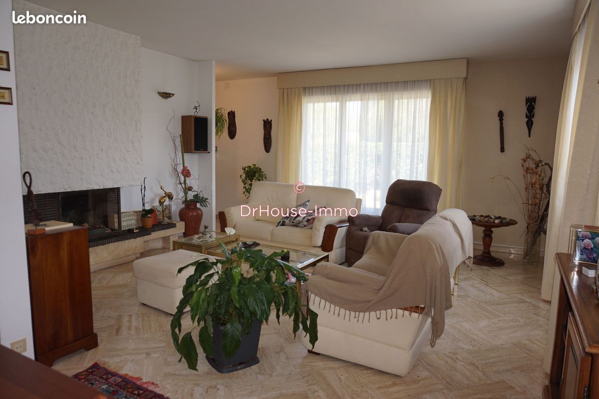 Maison 6 pièces 118 m² · à Verrières · 118 m² · 239 000 €