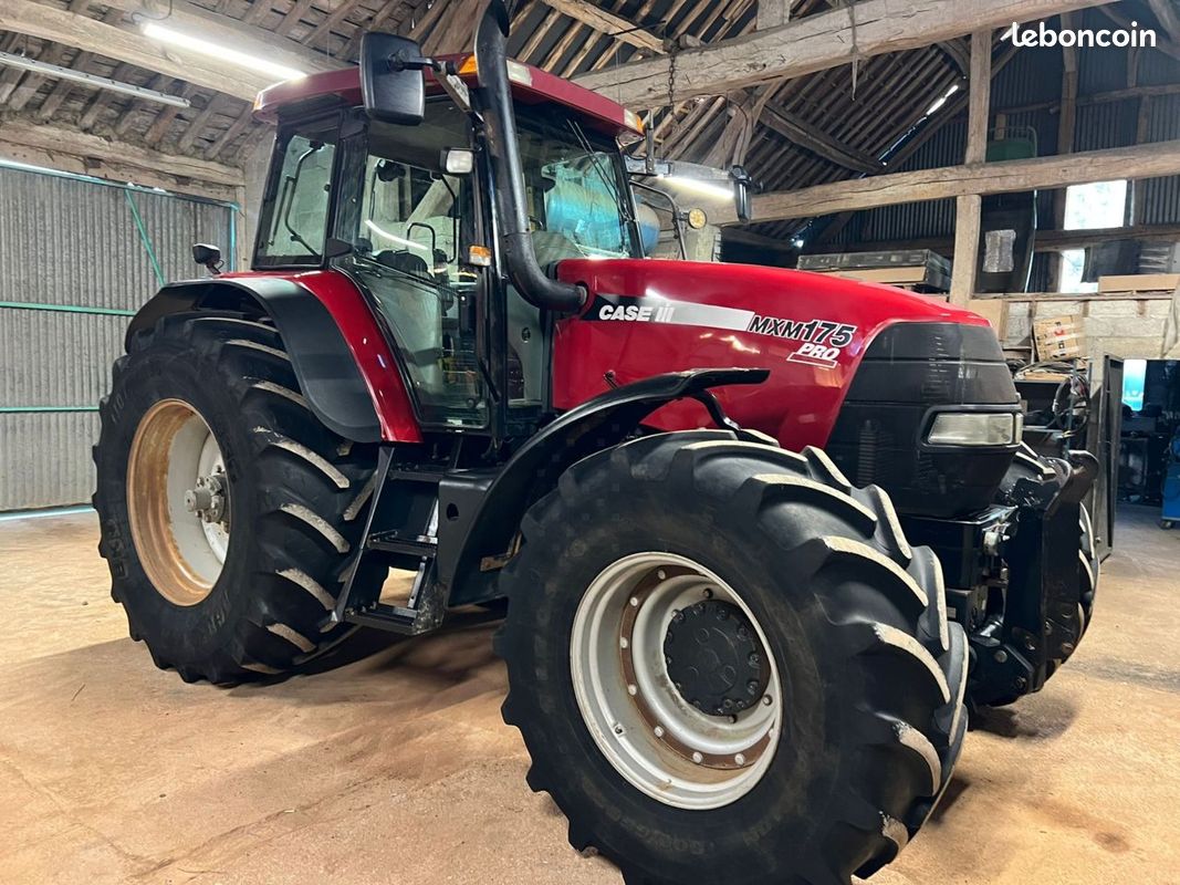 Case IH MXM 175 PRO - Tracteurs