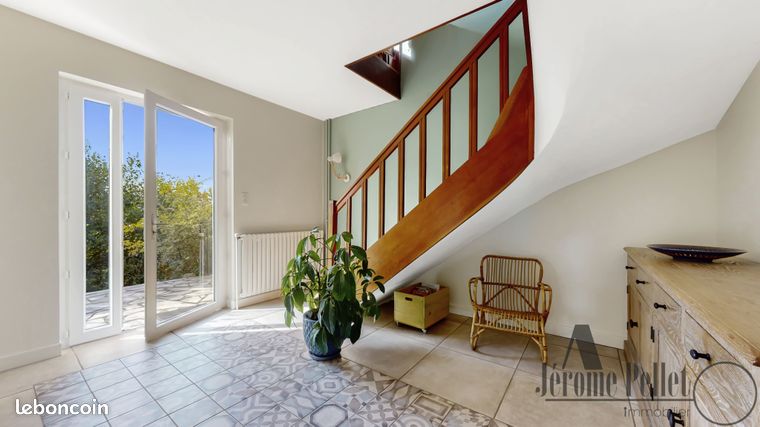 Maison 8 pièces 188 m²