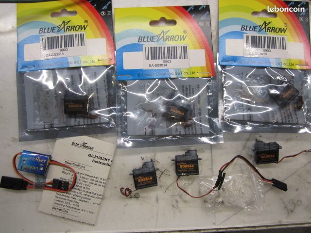 Lot hélices cones moteurs controleurs servos (image 4)