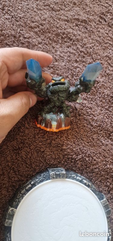 Stylet Skylanders Pour Nintendo 3DS (modèle Aléatoire), Très Bon état