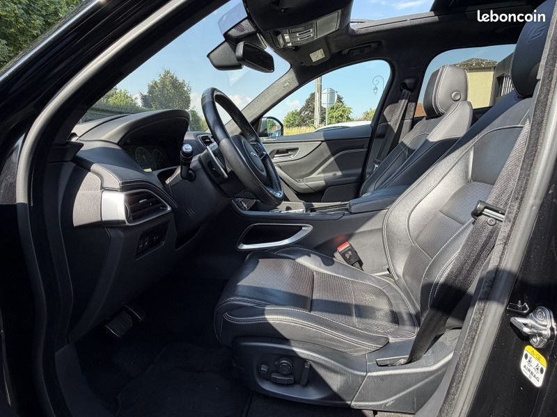 Jaguar F-PACE V6 3.0D 300CH S 4X4 BVA8 (image 11)