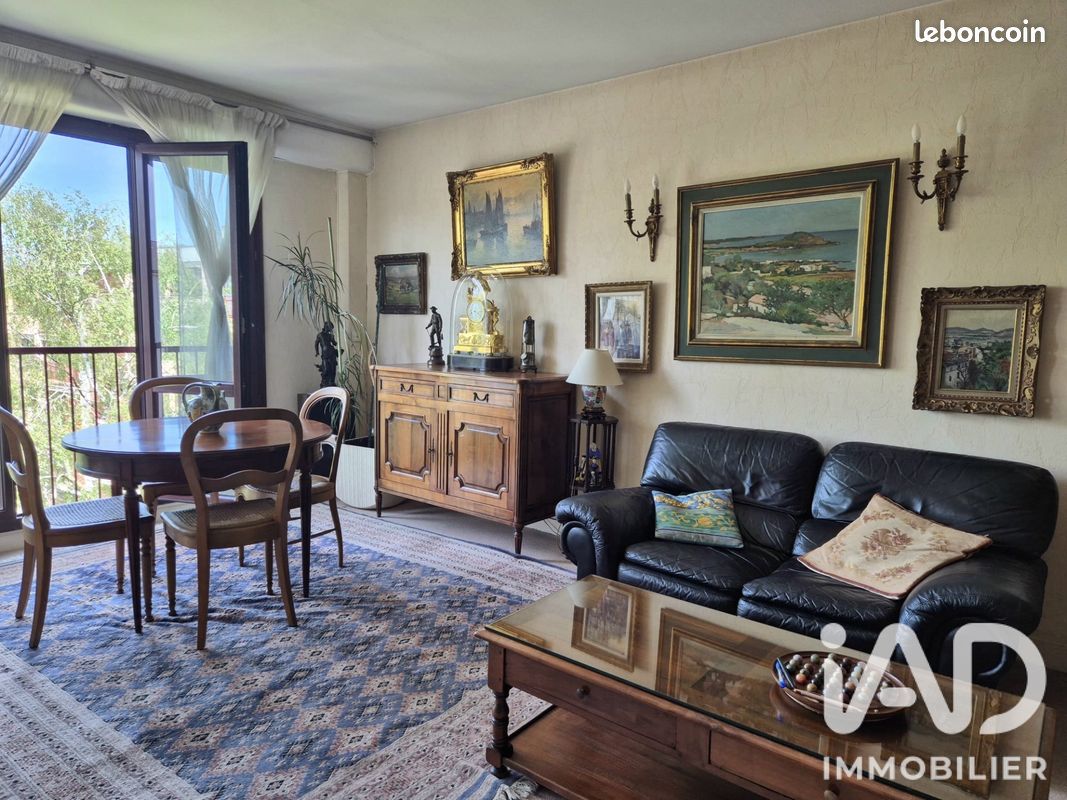 Appartement 3 pièces 65 m² · à Corbeil-Essonnes · 65 m² · 115 000 €