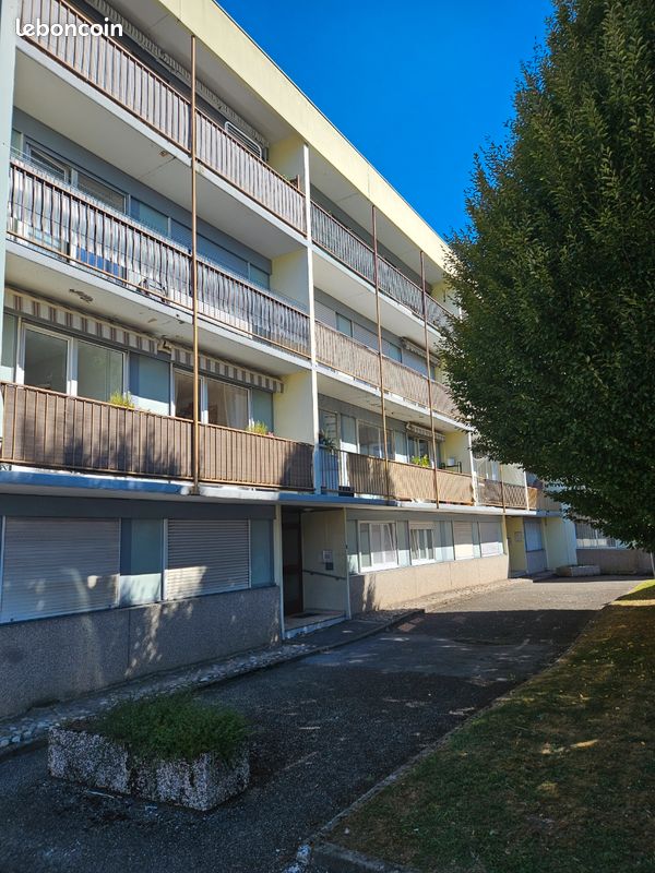 Appartement 4 pièces 76 m² · à Valentigney · 76 m² · 69 000 €