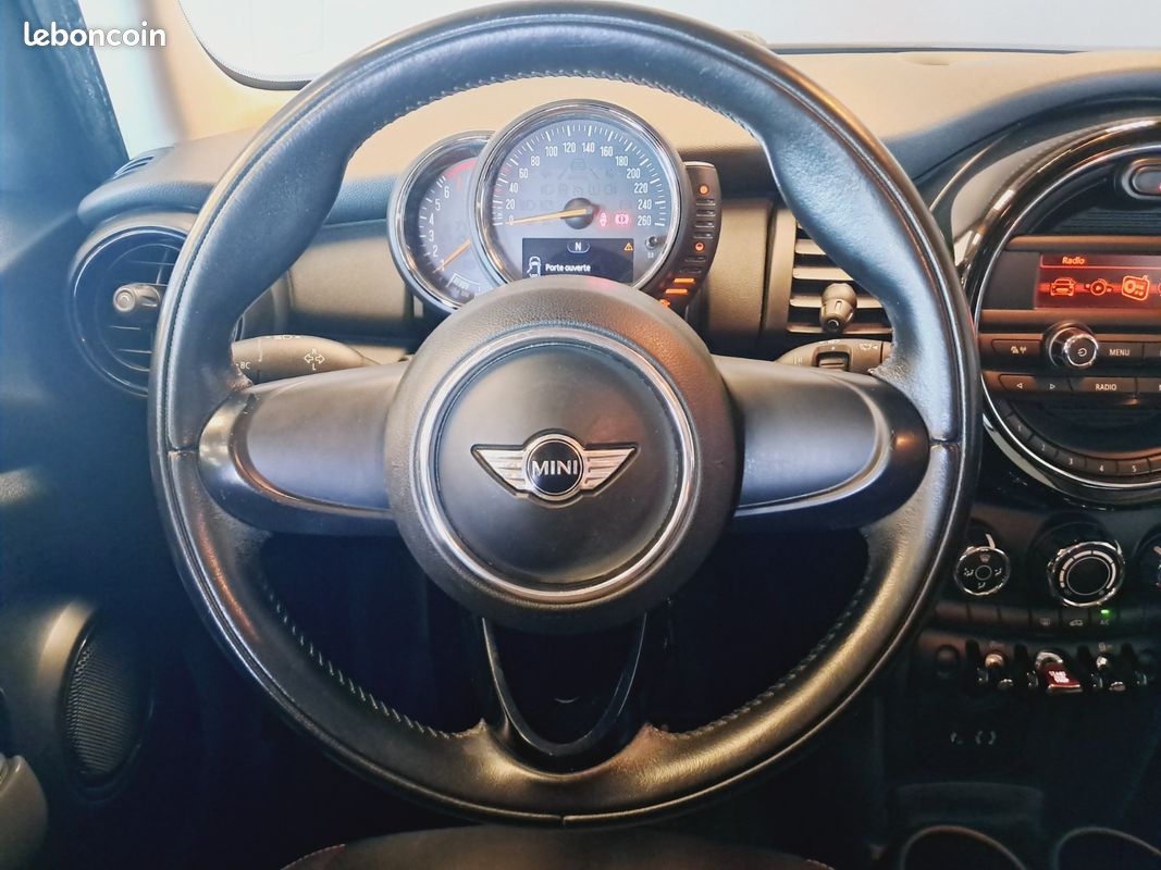 MINI HATCH 5 PORTES One 102 ch (image 11)